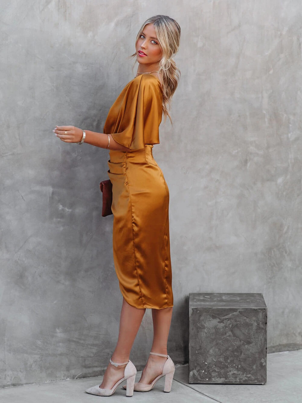 VESTIDO CARMENSI