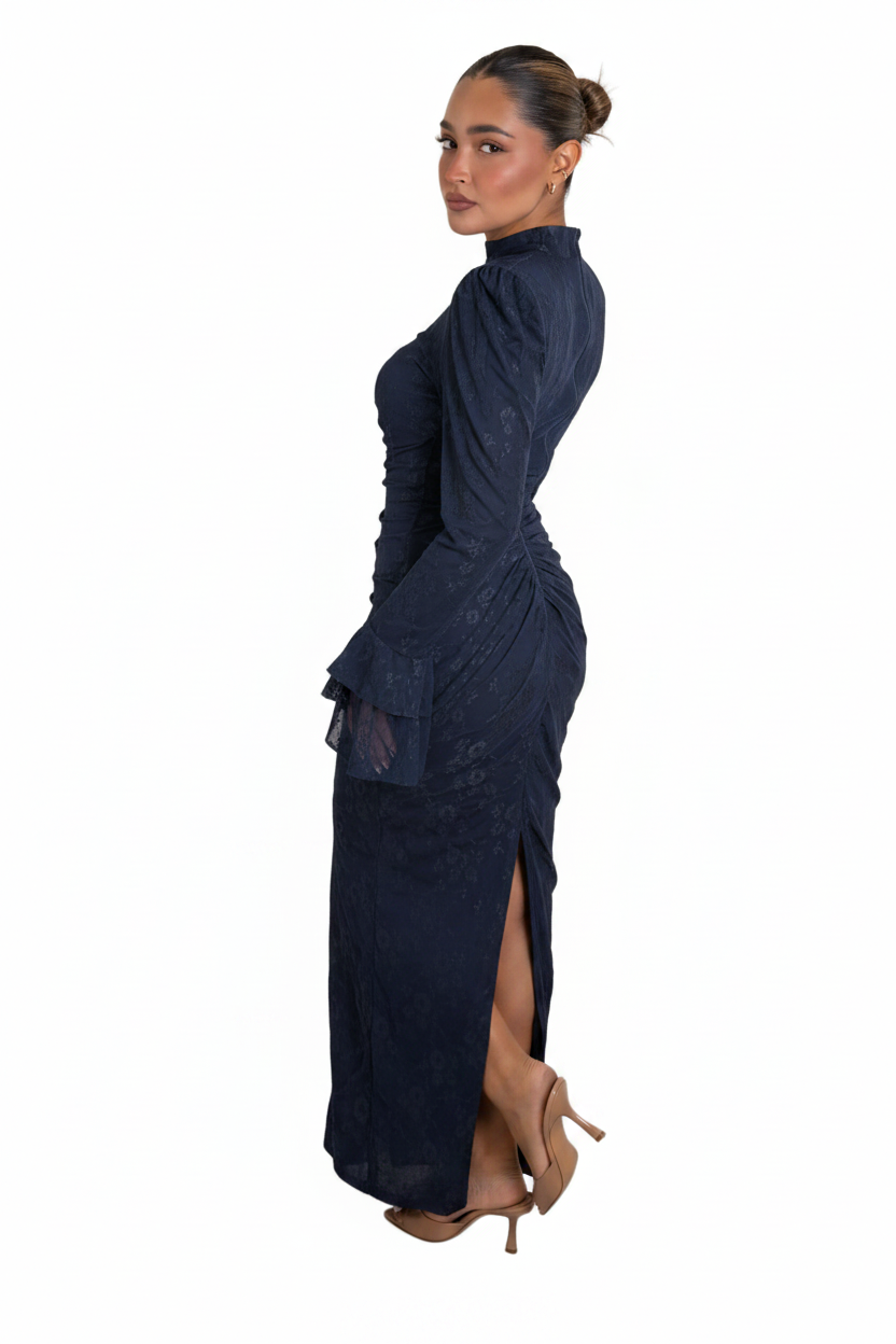 Vestido Victoria de encaje ajustado