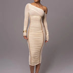 Vestido Maxi de Cuello Diagonal