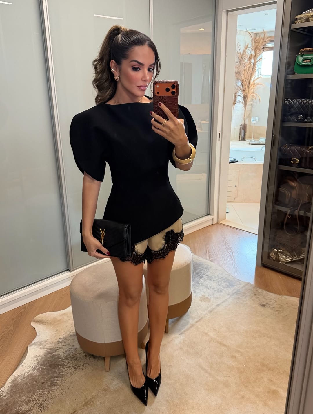 MARÍA PARÍS | PRETO