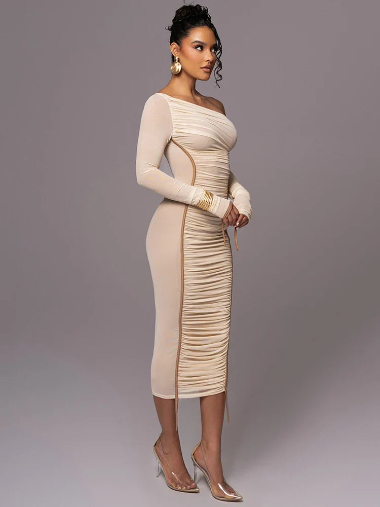 Vestido Maxi de Cuello Diagonal