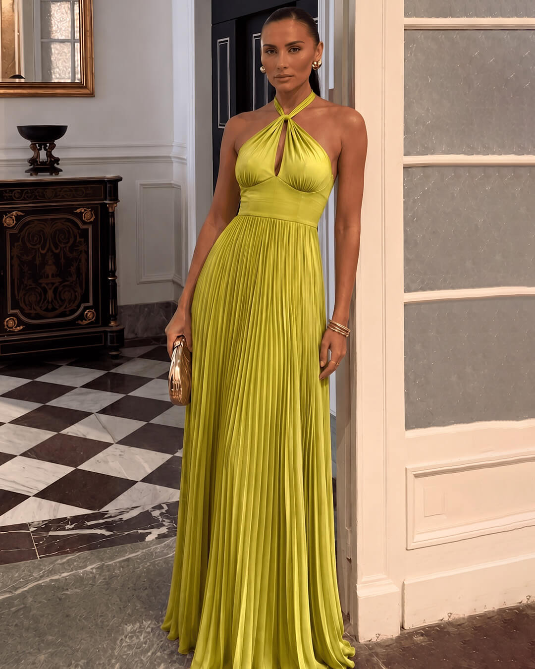Gala Halter vestido maxi plisado
